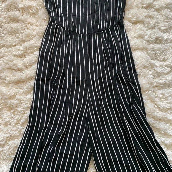 American Eagle black and white stripe tube top  jumpsuit - Picture 4 of 5